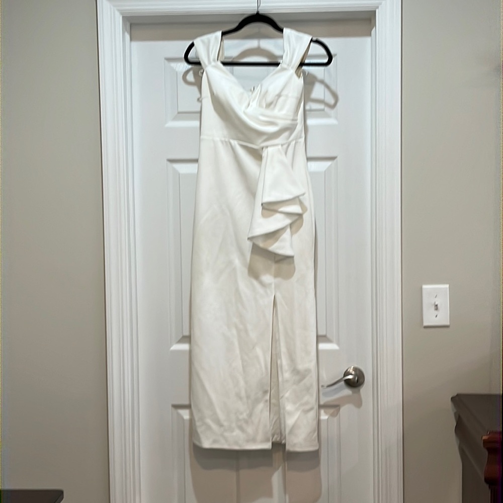 White Lulus Dress - Size M